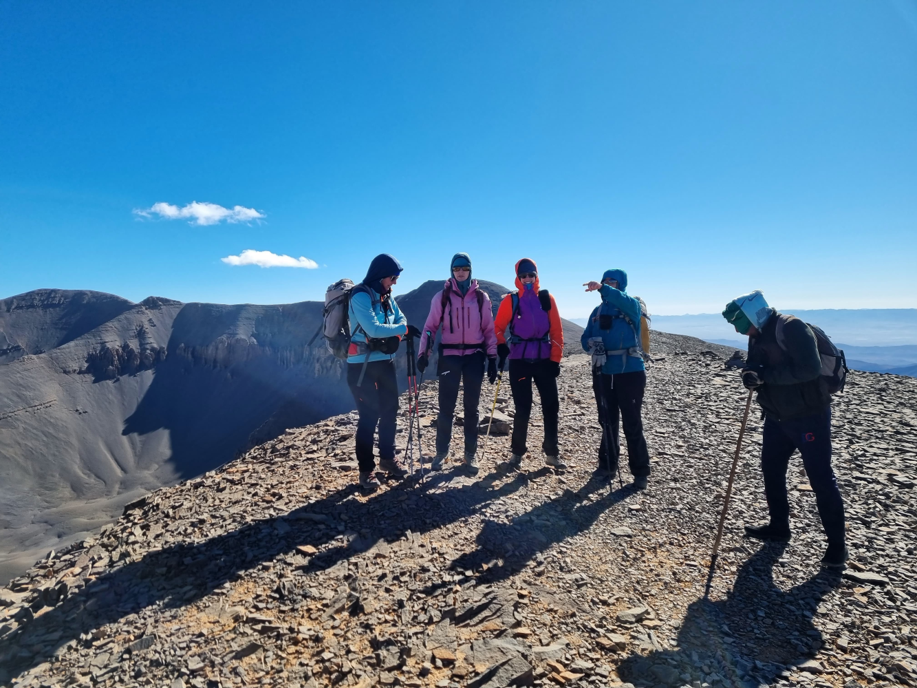 Touristen auf dem mgoun Marokko Trekking