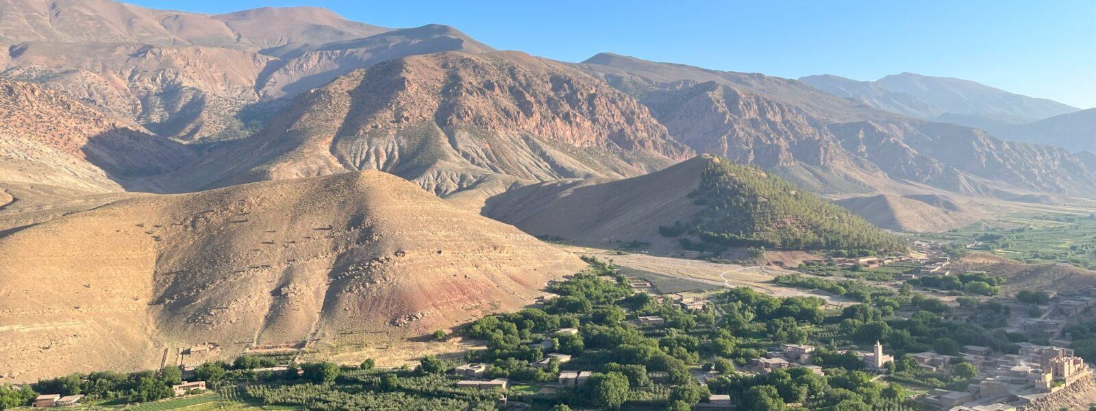 Atlas Touren Ait Bouguemez Tal Wanderung Marokko.png